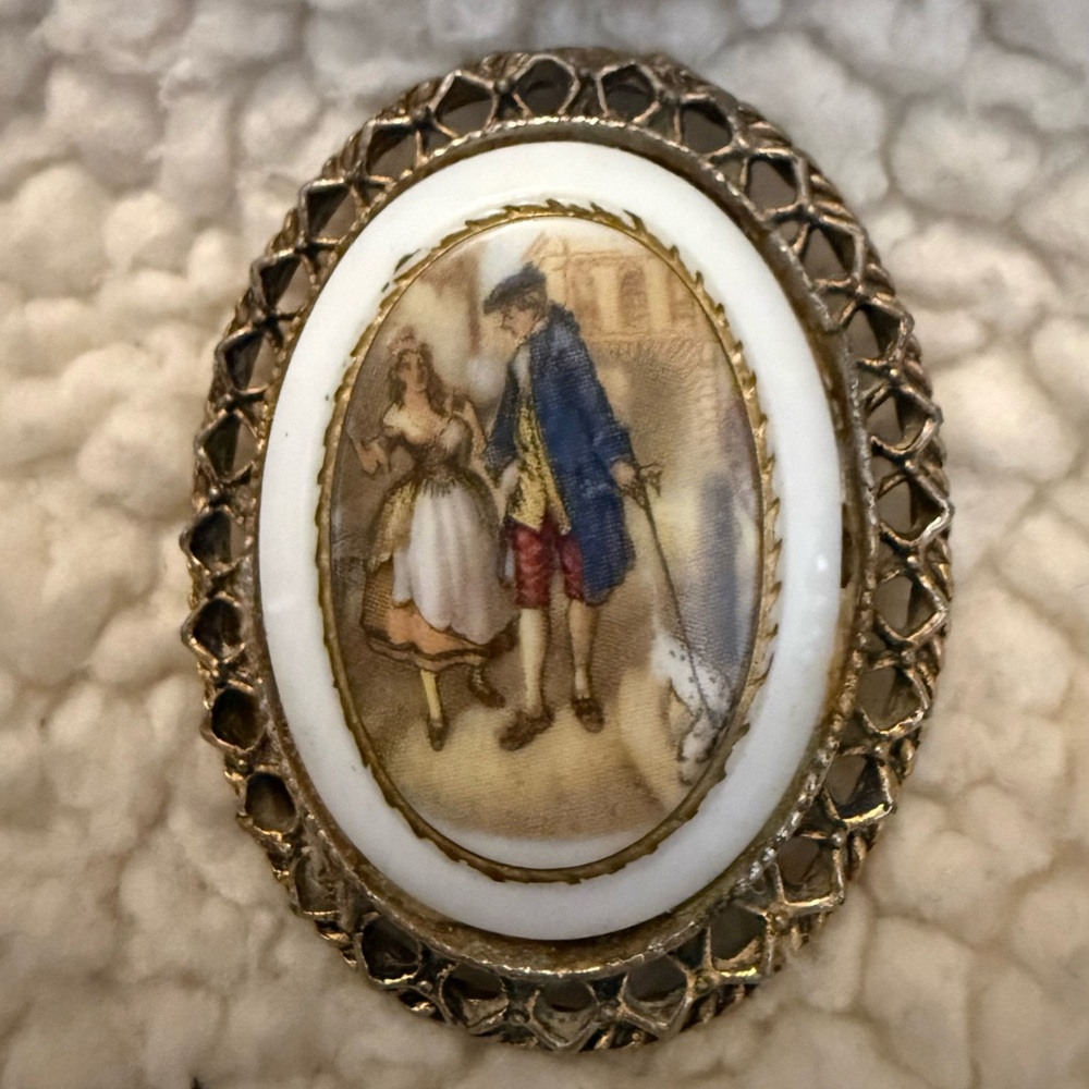 Vintage Oval Brooch with Romantic Scene